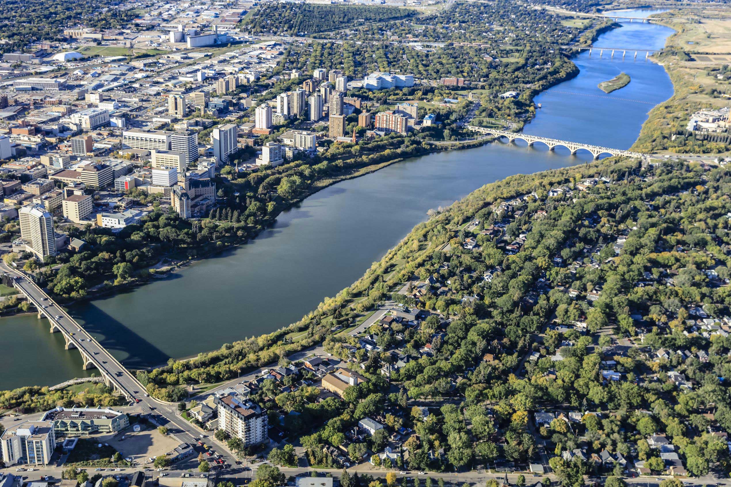 Aerial view of the South Saskatchewan River as it passes through Saskatoon’s Nutana neighborhood. 